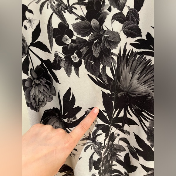 Lululemon Cool Racerback - Size 8 - Picture 4 of 4